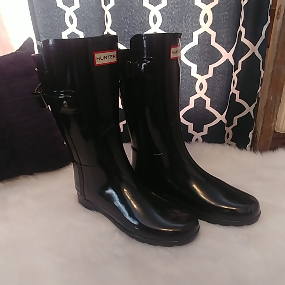 Hunter Refined Black Strap Boots